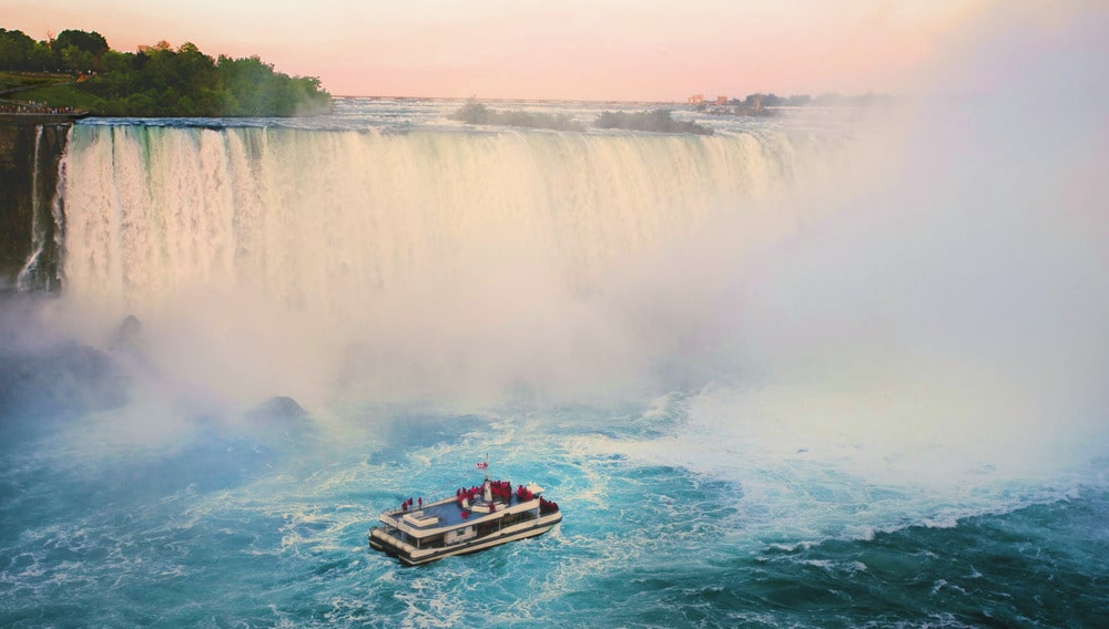 Mobiel bereik bij de Niagara Falls