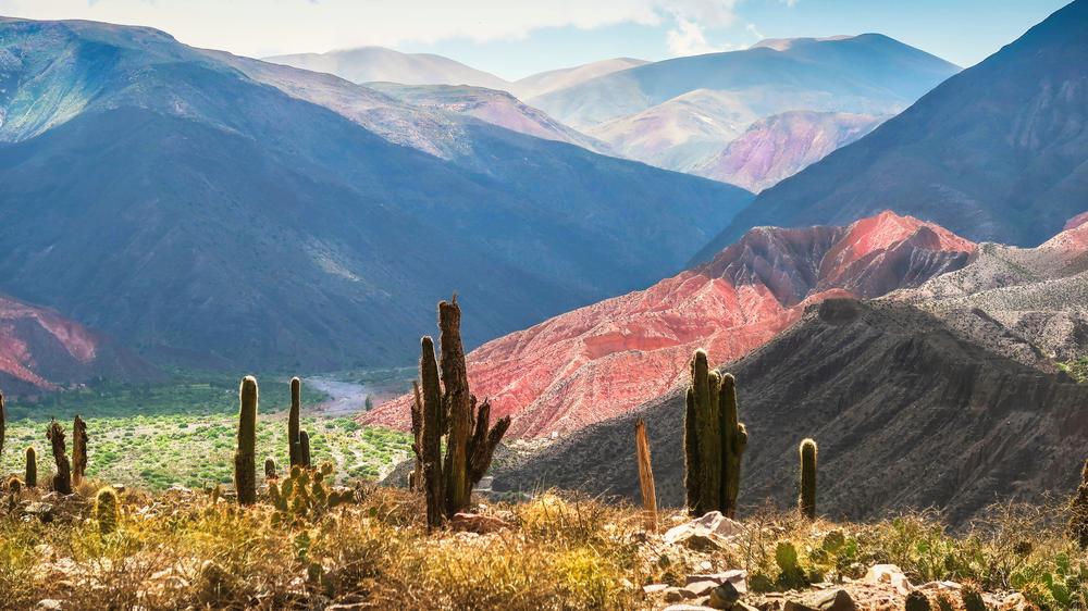 quebrada-humahuaca-gory-argentyna-polaczenie-mobilne