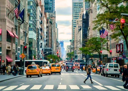 Using your mobile phone for internet and calls in America